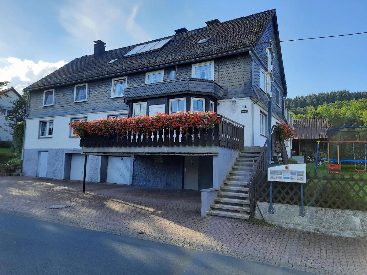 Ferienwohnung Zum Tannenwirt Medebach Bagian luar foto